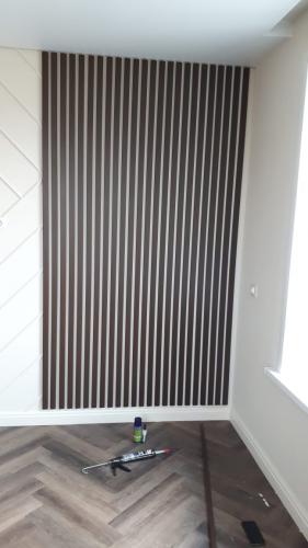 Столбы и перегородки для зонирования